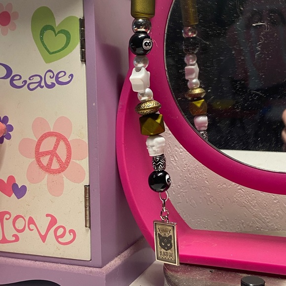 roach clip - Picture 2 of 3